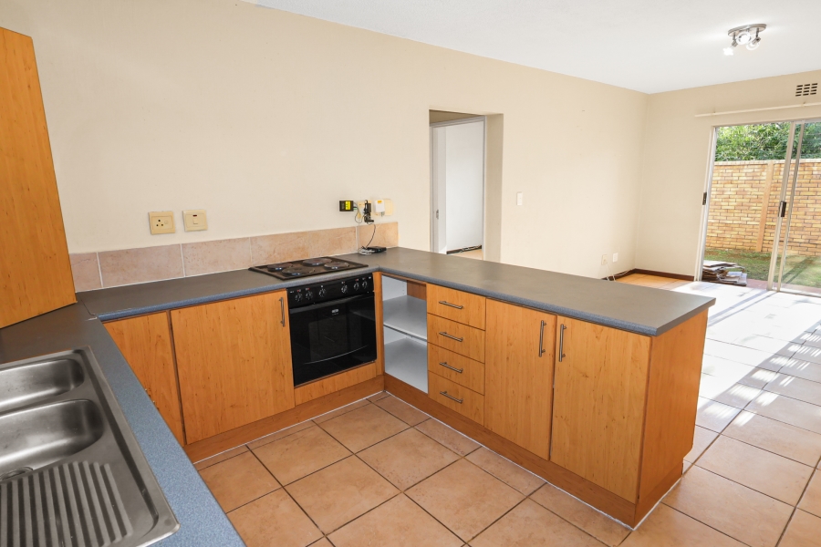 To Let 2 Bedroom Property for Rent in Beacon Bay Eastern Cape